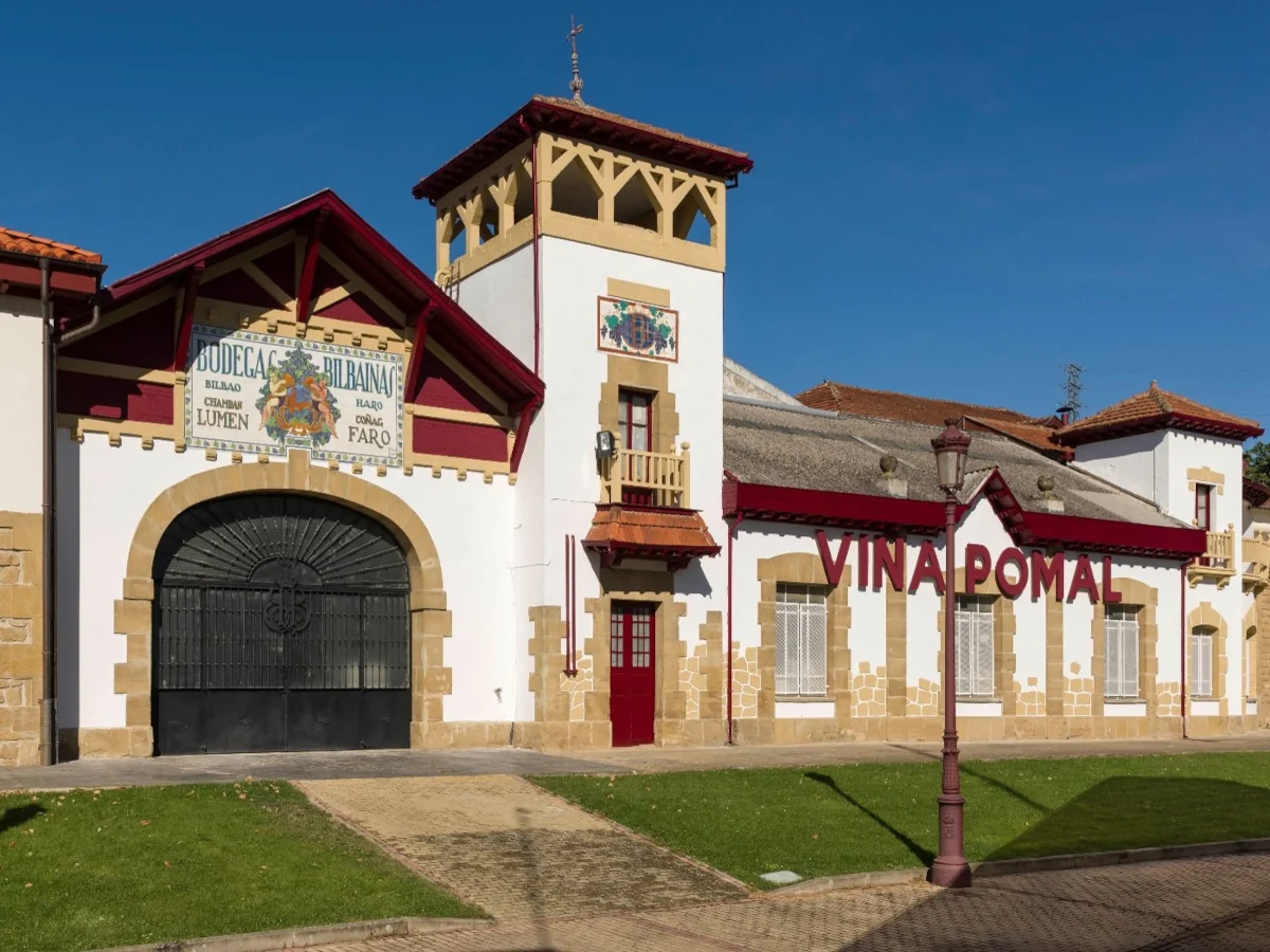 Bodegas Bilbaínas - información detallada de visita a esta bodega de Haro